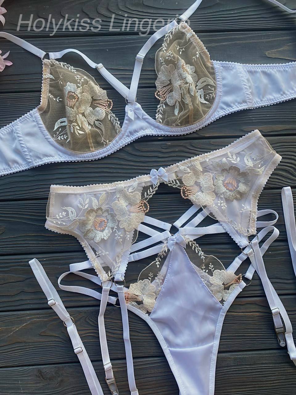Lingerie set “Lilith“ with Garter Belt