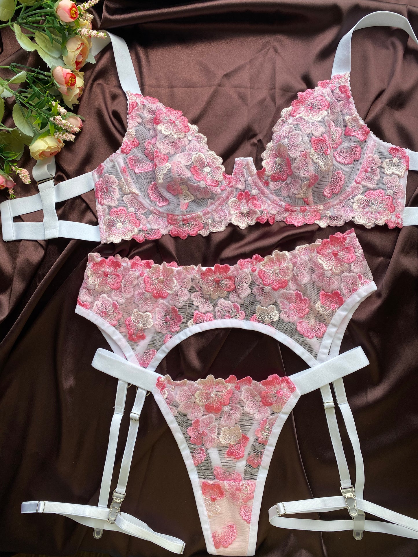 “ Lingerie set “Pink Fantasy“with Garter belt