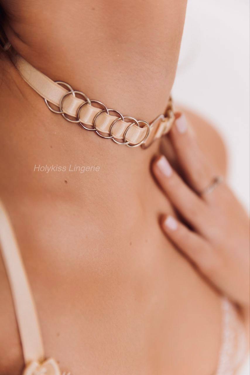 Choker for neck