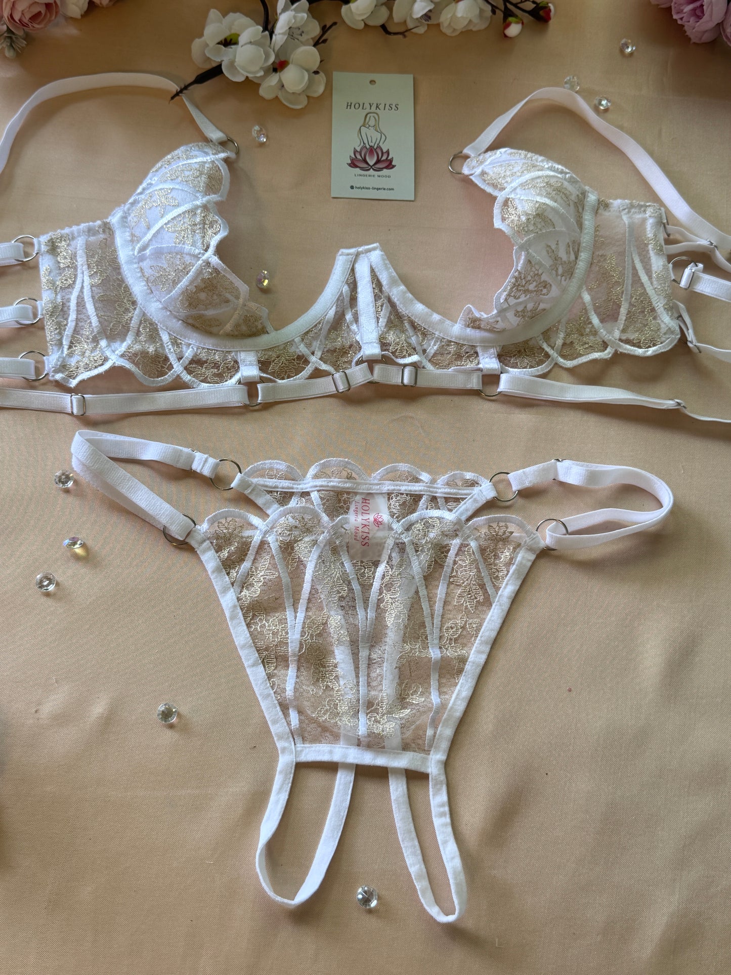 Lingerie  white “Peekaboo“ open thong shelf Bra
